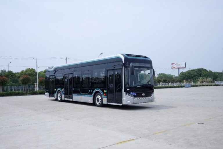 Skywell NJL6128BEV — 12.2m Electric Bus