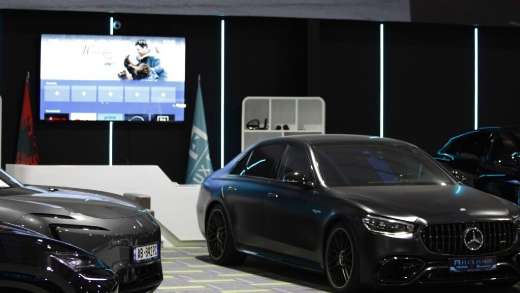 Digital content display in an overseas showroom